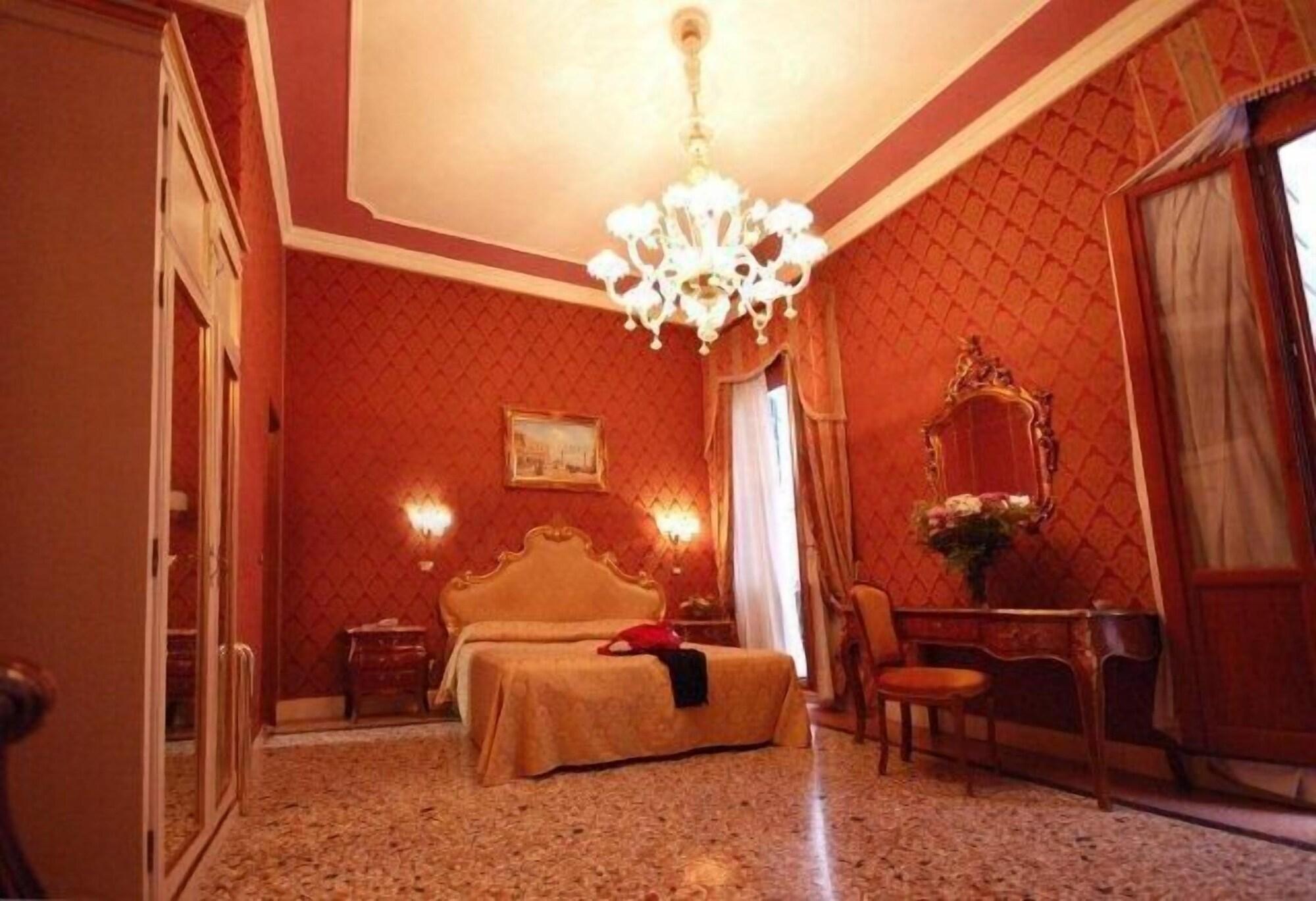 Residenza San Maurizio 3* Venedig